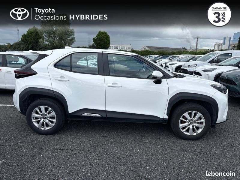 Toyota Yaris Cross 116h Dynamic Business + Programme Beyond Zero Academy MY22 (image 17)