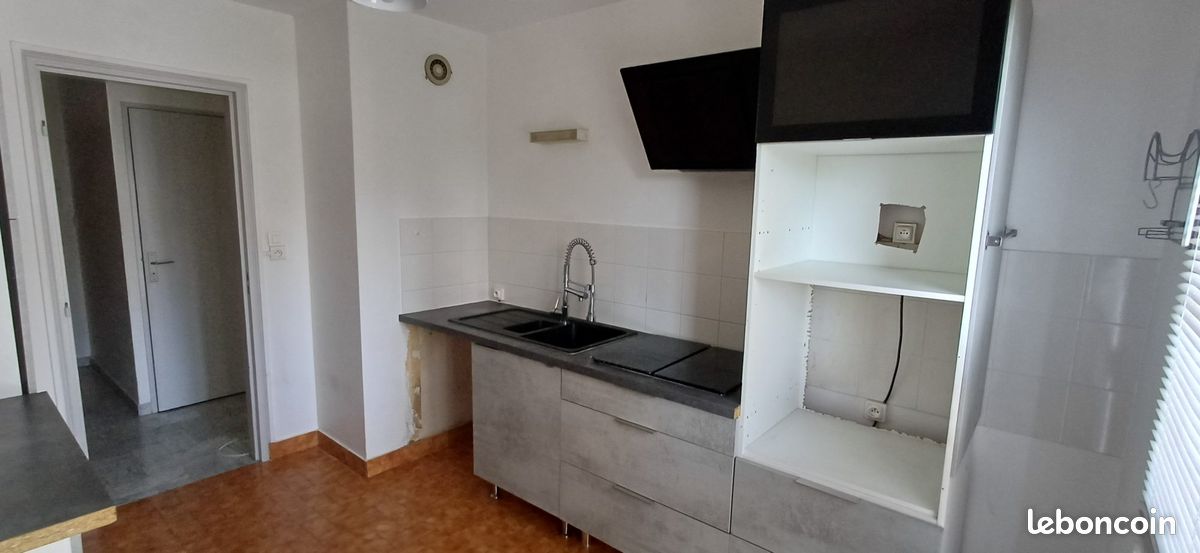 Appartement 2 pièces 51 m² · à Saint-Étienne · 51 m² · 495 €/mois