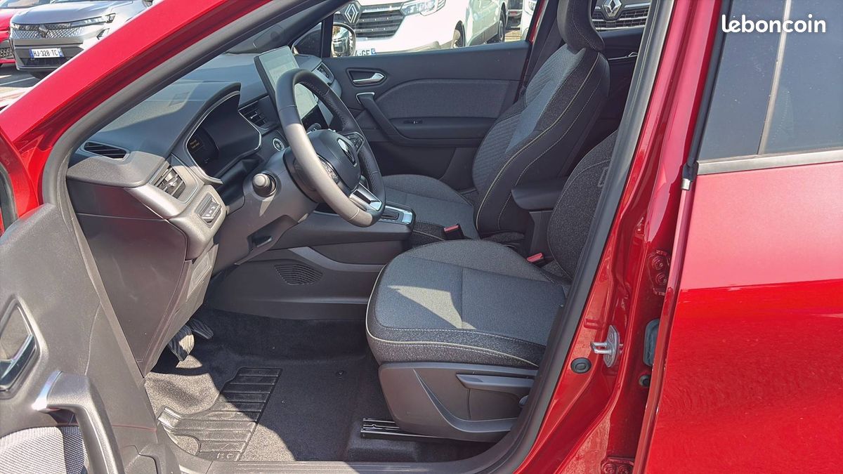 Renault captur e tech full hybrid 145 ch techno (image 12)