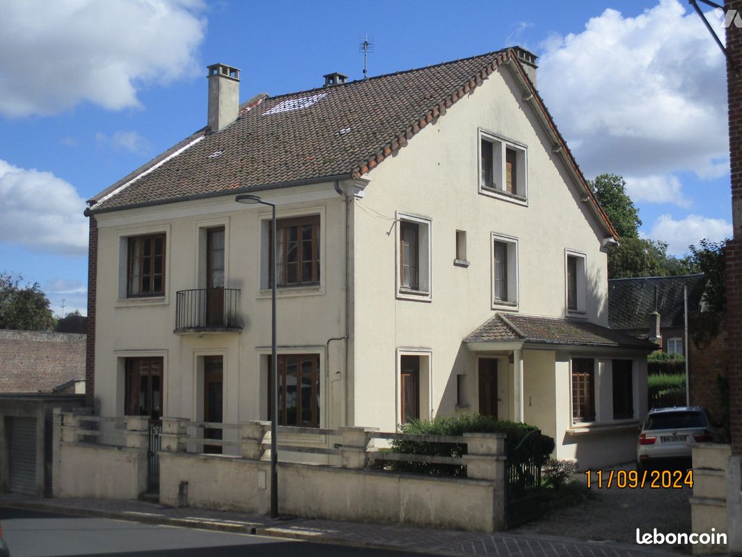 Maison 9 pièces 217 m² · à Ham · 217 m² · 186 900 €