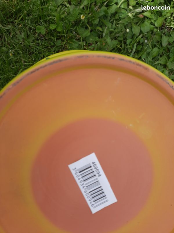 Pot vert en terre cuite neuf (image 3)
