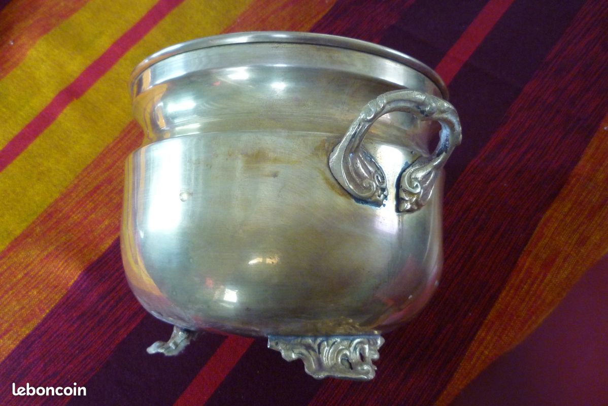 Cache pot ancien cuivre (image 3)