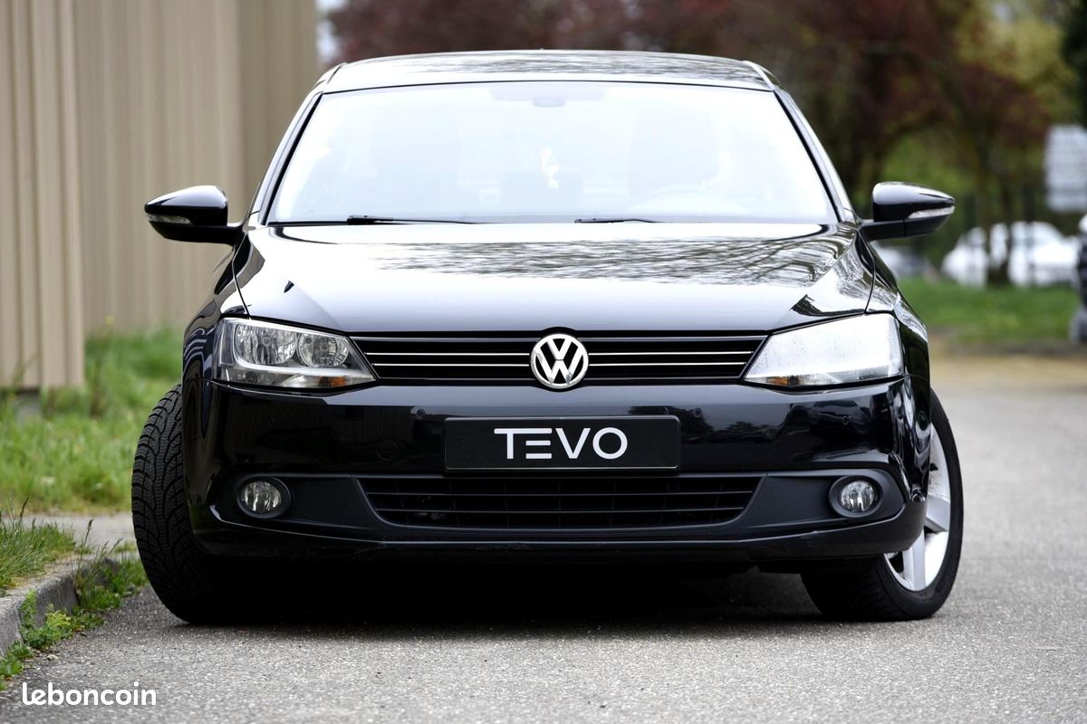 VOLKSWAGEN JETTA 2.0 TDI - 140ch - BVA DSG 6 - Finition Confortline - Garantie 12 mois (image 2)