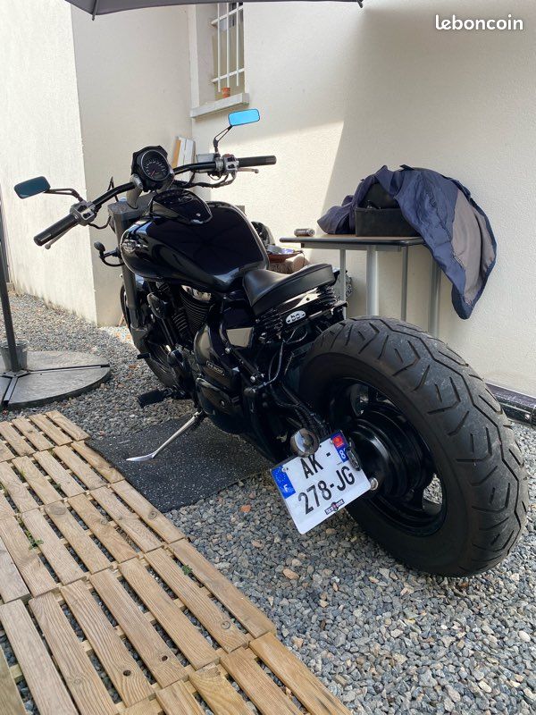 Suzuki Intruder M800 Bobber Motos