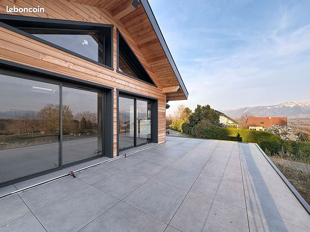 Maison 7 pièces 220 m² · à Annecy · 220 m² · 1 061 000 €