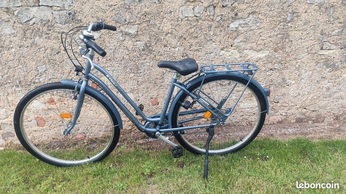 Hotel Kalinga Velo De Course Electrique Bianchi Hotel Kalinga Velo