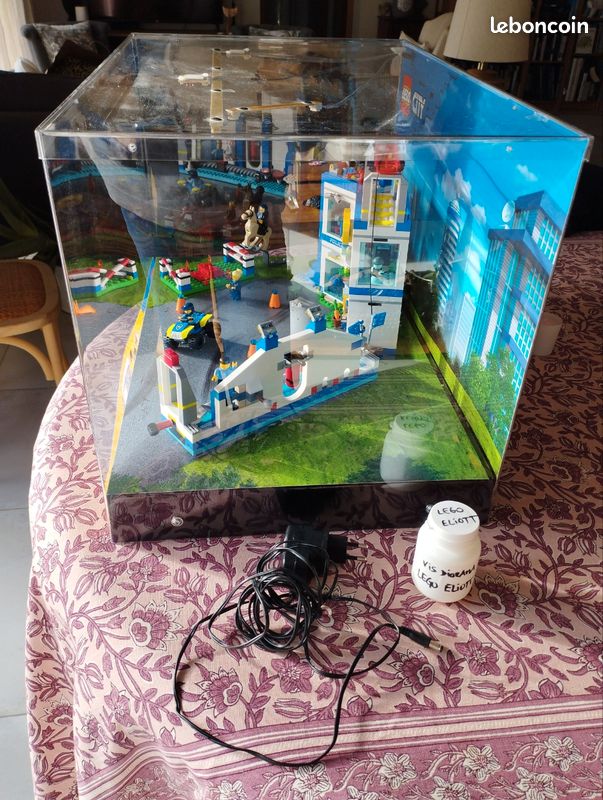 Vitrine Lego city 60372 - Jeux & Jouets