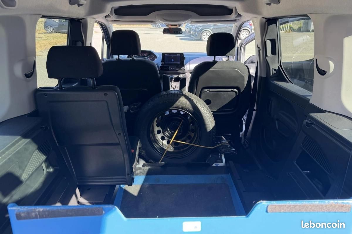 Peugeot Rifter COMBI 1.5 BLUEHDI 130 L1 ALLURE PACK START-STOP TPMR (image 17)