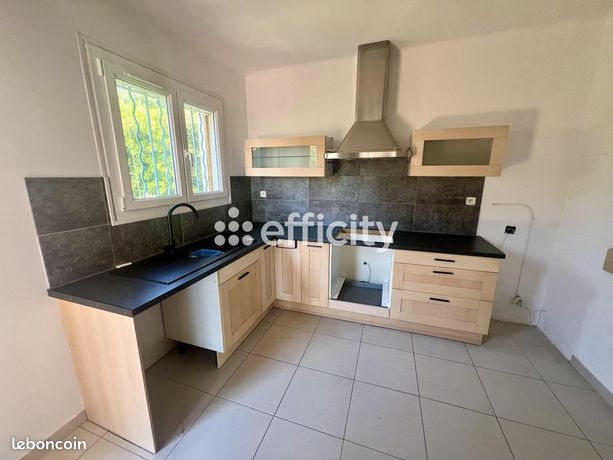 Maison 10 pièces 230 m² — 12