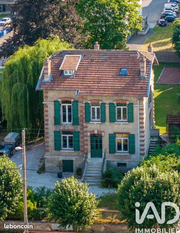 Maison 13 pièces 323 m² · à Pont-À-Mousson · 323 m² · 659 000 €