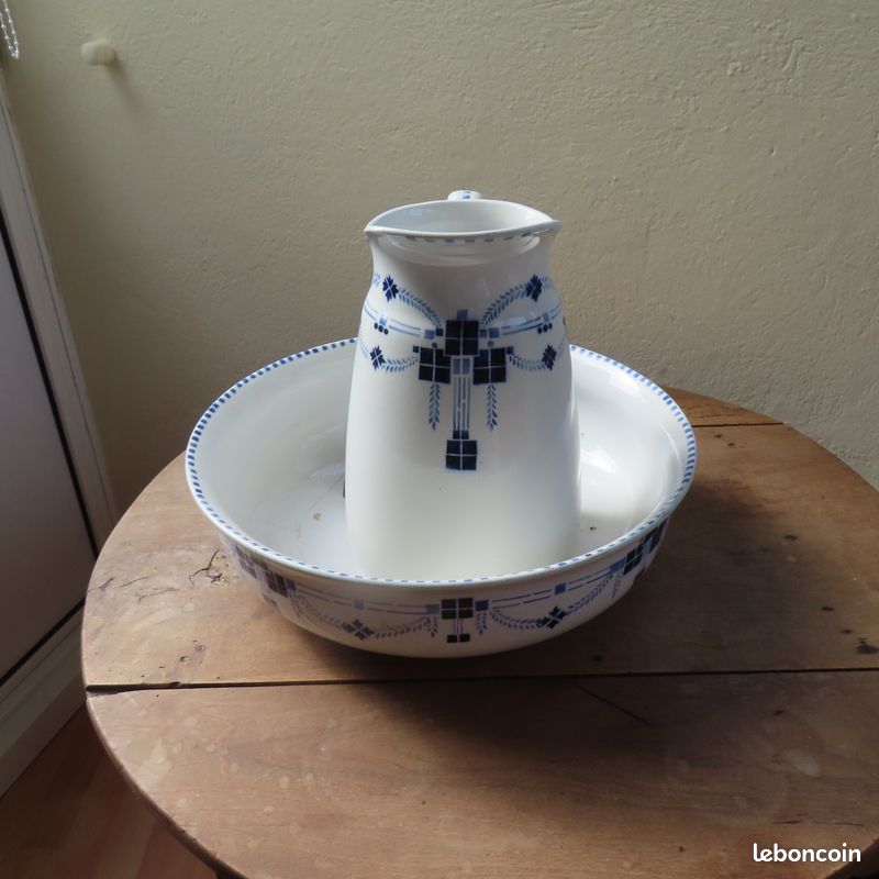 Broc et bassine bleu et blanc (image 2)