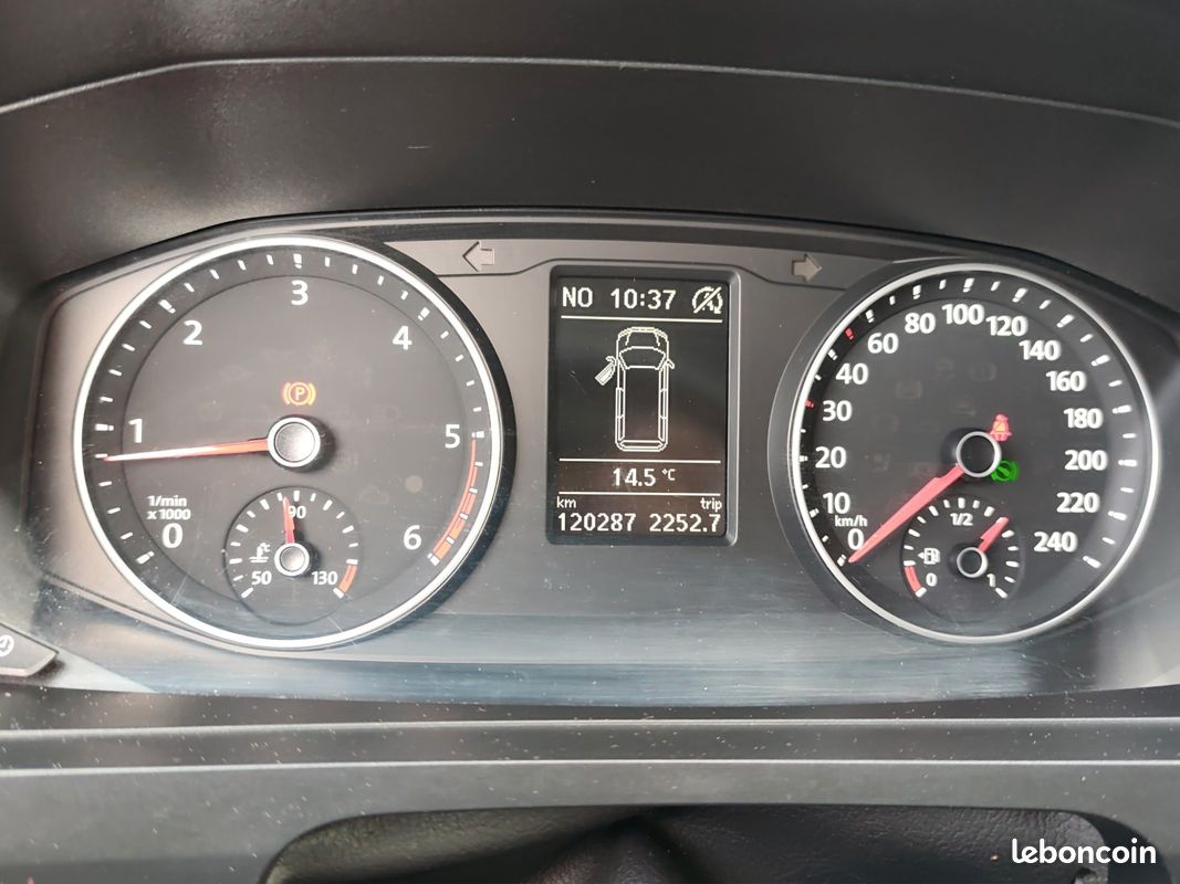 VOLKSWAGEN TRANSPORTER VU FOURGON T6 2.0 TDI 150Ch L2H1 CONFORT DSG BVA (image 10)