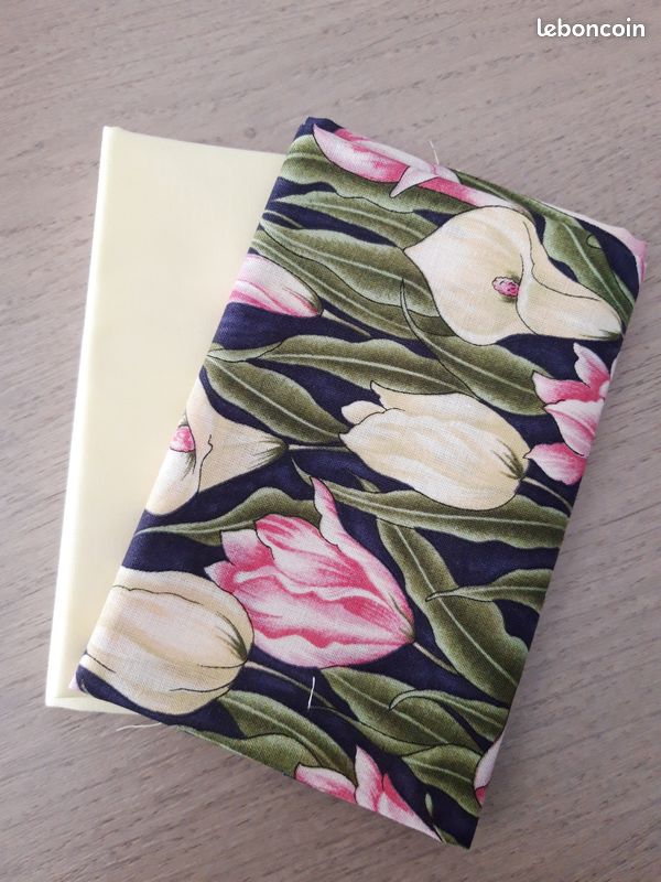 Lot de 2 coupons de tissu pour patchwork et loisirs créatifs (image 1)
