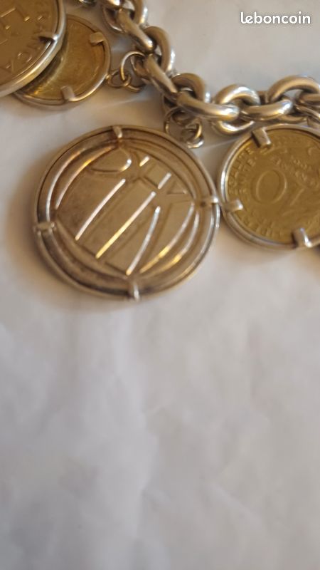PENDENTIF BROCHE THIERRY mugler étoile signée EUR 4,54