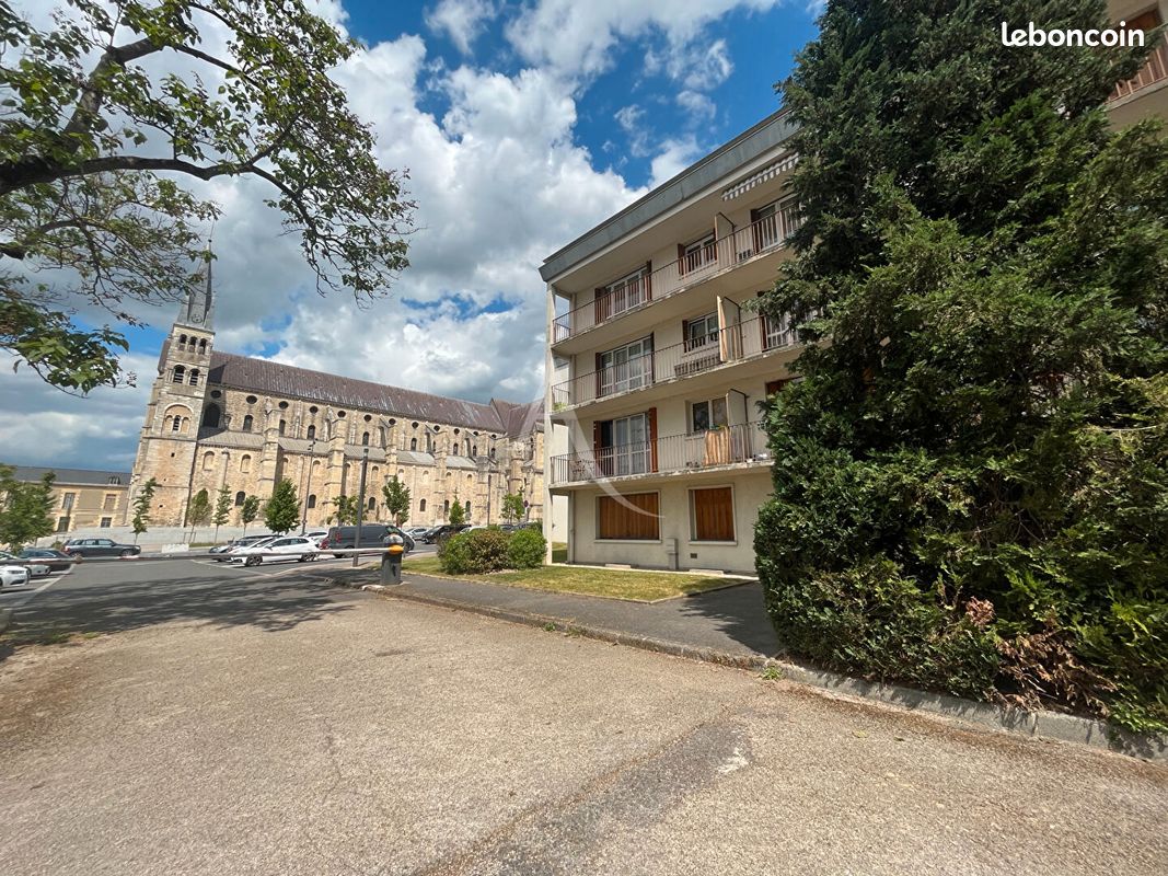 Appartement 3 pièces 63 m² · à Reims · 63 m² · 918 €