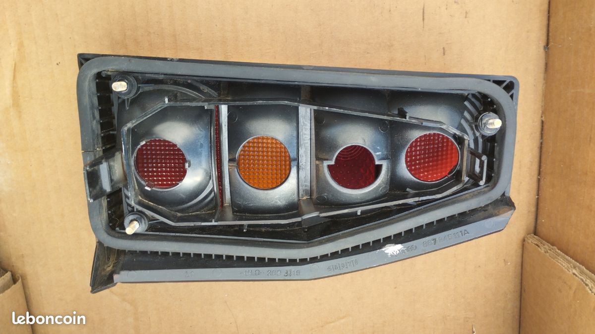 Feu VW Polo 2 phase 1 (image 2)