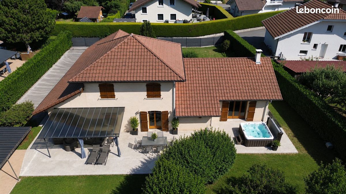 Maison 7 pièces 190 m² · à Lully · 190 m² · 649 000 €