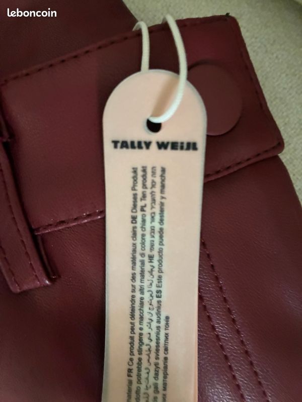 Pantalon Tally Weijl simili cuir bordeaux taille 38 neuf (image 3)