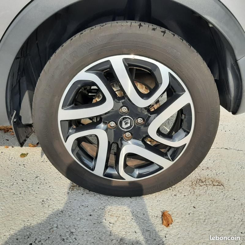 Renault Captur DCI 90CH INTENS EDC (image 7)