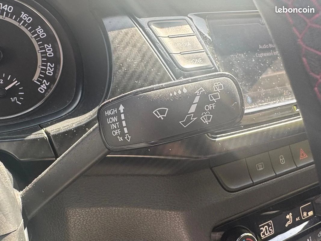 Skoda fabia skoda fabia 95 tsi monte carlo bvm-carplay-key less go-caméra de recul (image 28)