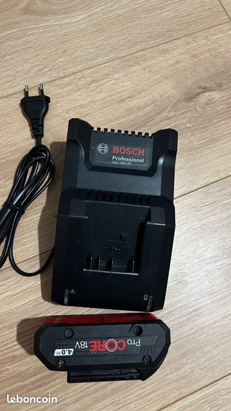 Chargeur Bosch GAL 18V-40 + Batterie Bosch ProCORE 18V 4.0Ah - Très bon état (image 3)