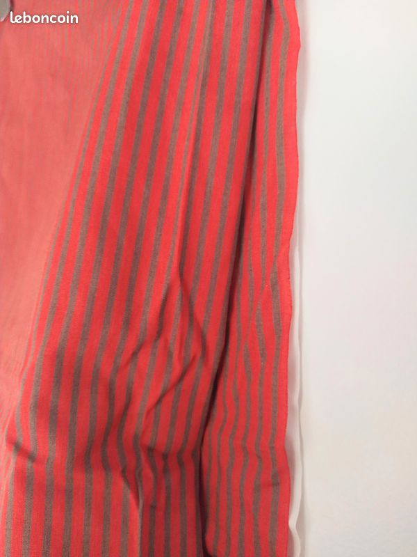 Coupon de tissu coton à rayures rouge et marron (image 1)