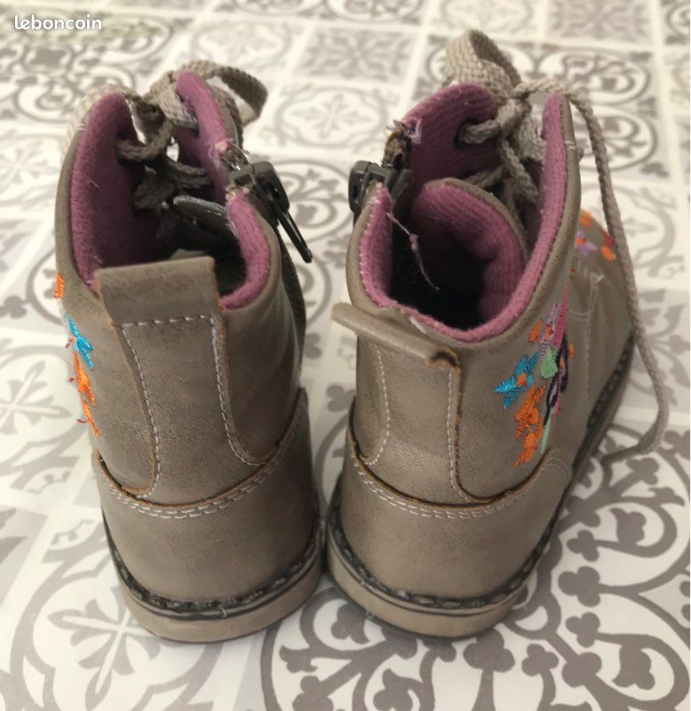 Bottines taille 23 (image 2)