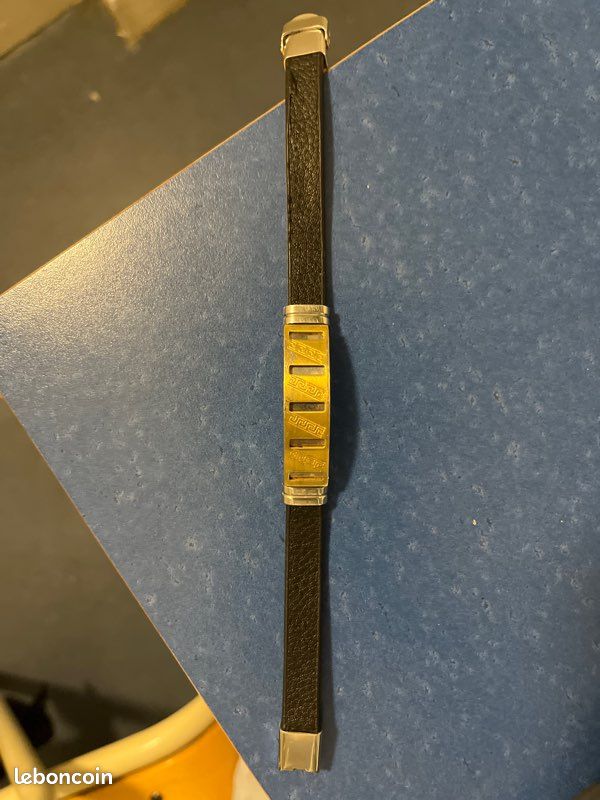 Bracelet en acier inoxydable (image 1)