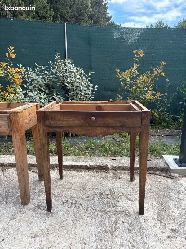 Meuble en bois (console) (image 1)