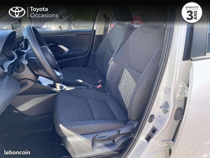 Toyota Yaris 120 VVT-i Dynamic Business 5p MC24 (image 30)