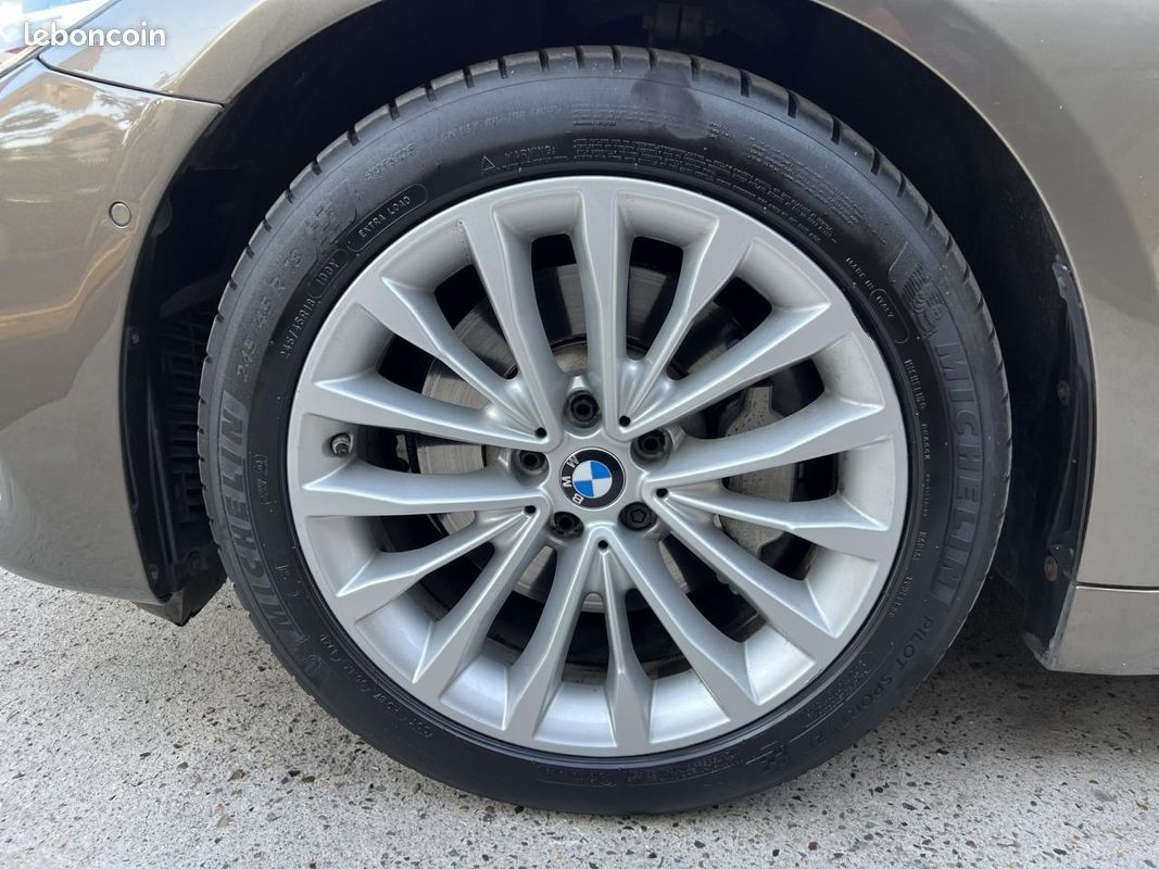 BMW SERIE 5 530d xDrive - BVA Sport Steptronic BERLINE G30 F90 Luxury PHASE 1 (image 22)