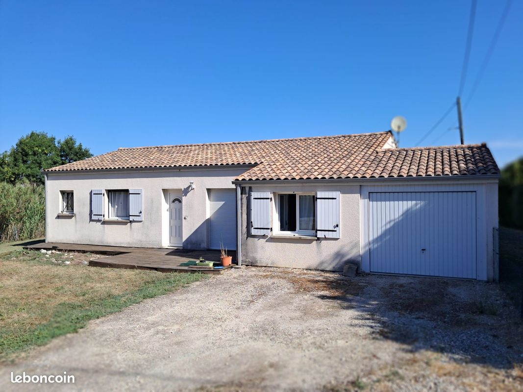 Maison 5 pièces 108 m² · à Semoussac · 108 m² · 160 000 €