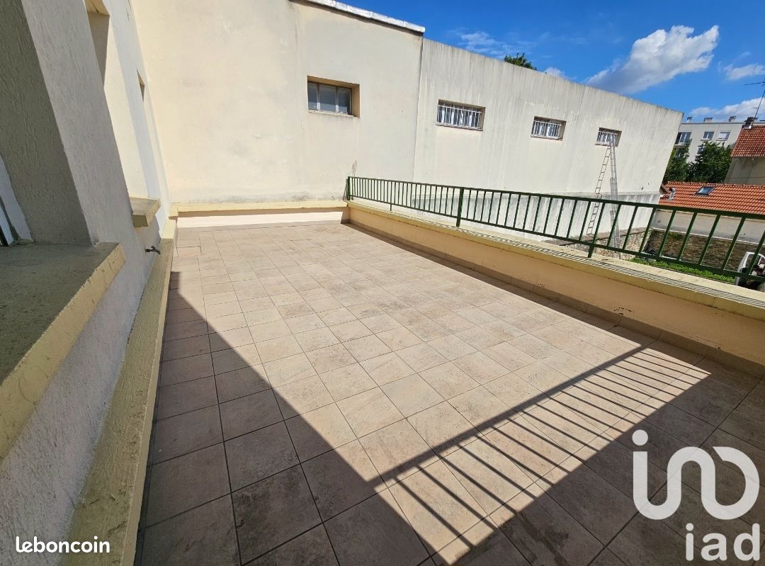 Appartement a louer  - 3 pièce(s) - 67 m2 - Surfyn