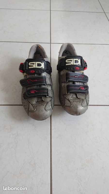 Paire chaussures route Sidi 42 (image 1)