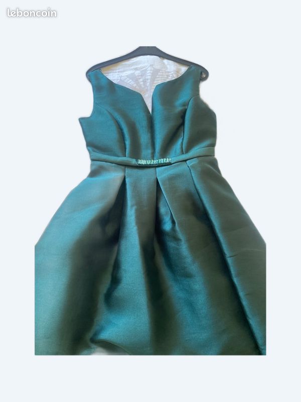 Robe de cérémonie ou de soirée (image 1)