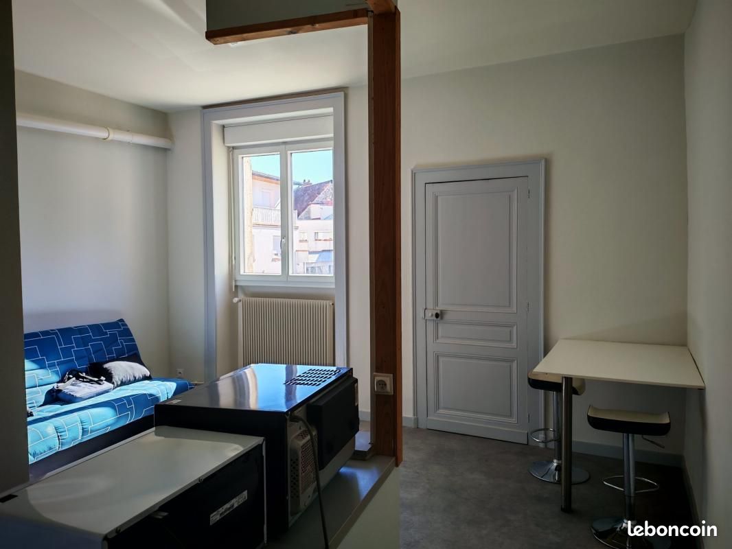 Appartement 1 pièce 27 m² · à Lons-le-Saunier · 27 m² · 487 €/mois