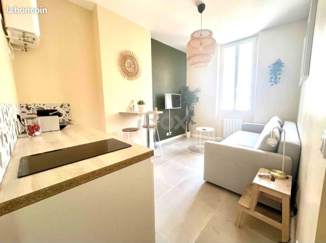 Appartement 1 pièce 17 m² · à Toulon · 17 m² · 600 €