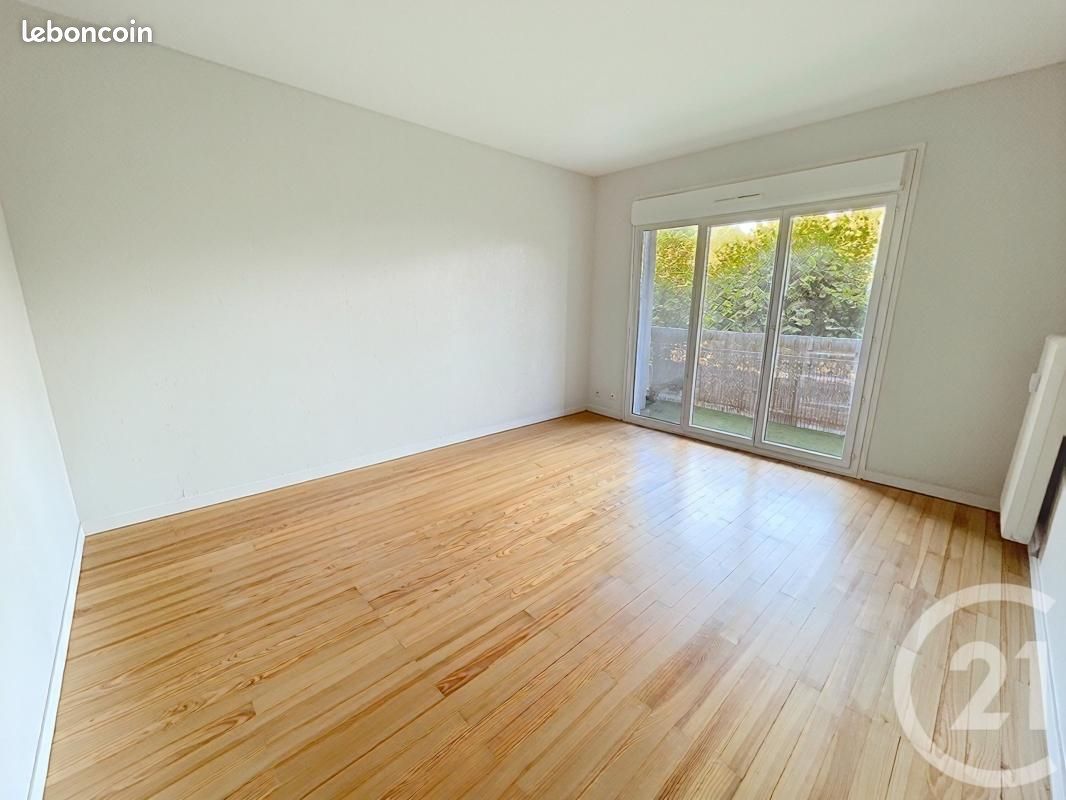 Appartement 3 pièces 65 m² · à Cébazat · 65 m² · 750 €