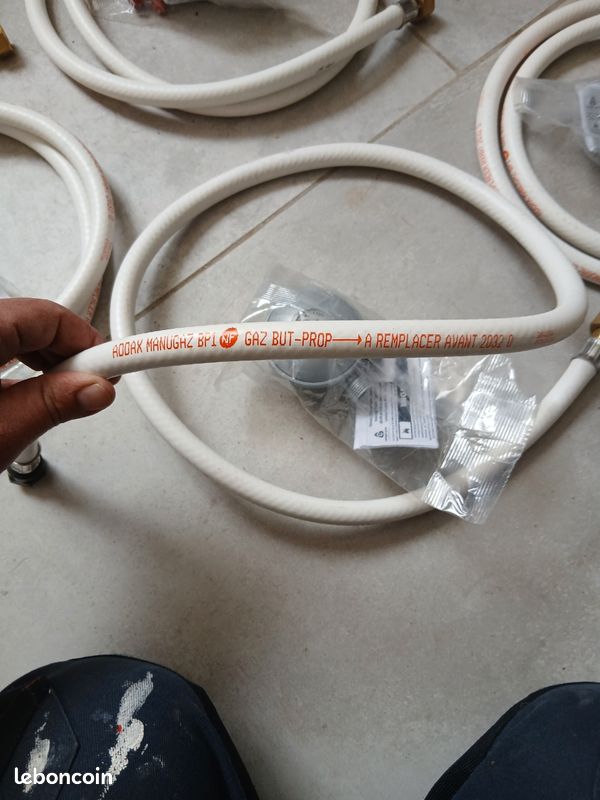Détendeur propane à clipser et flexible gaz (image 2)
