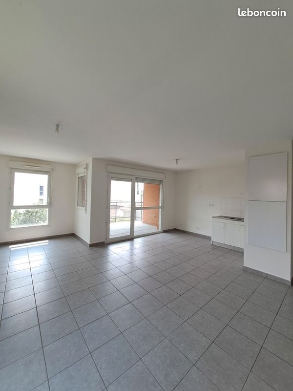 Appartement a louer meyzieu - 4 pièce(s) - 78 m2 - Surfyn