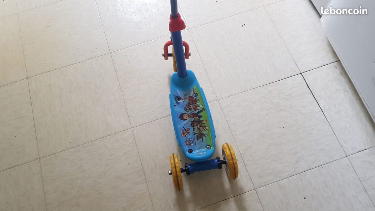 Vélo, trottinette et moto pour enfant (image 4)