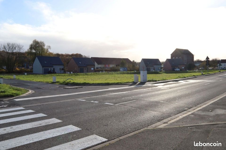 Terrain 411 m² · à Lapugnoy · 45 210 €