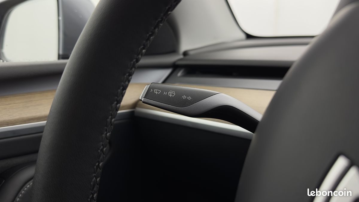 TESLA MODEL Y Grande Autonomie Dual Motor AWD (image 14)