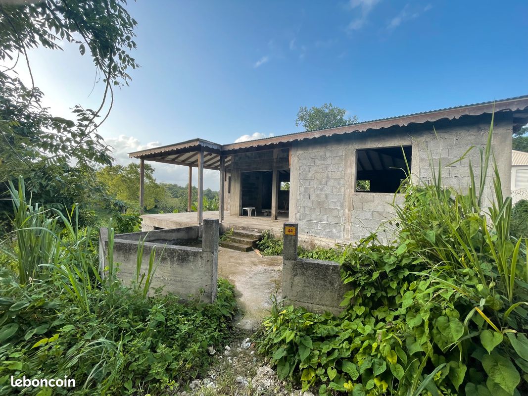 Maison 4 pièces 150 m² · à Morne-À-l'Eau · 150 m² · 180 000 €