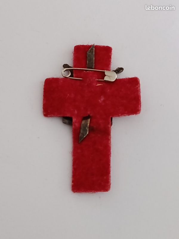 Ancienne Broche Souvenir de Lourdes Métal Religion Culte - Antique