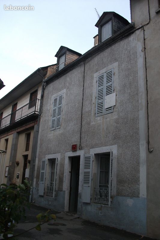Maison 7 pièces 100 m² · à La Bourboule · 100 m² · 180 000 €