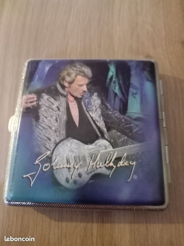 tui  cigarettes de Johnny Hallyday - Collection