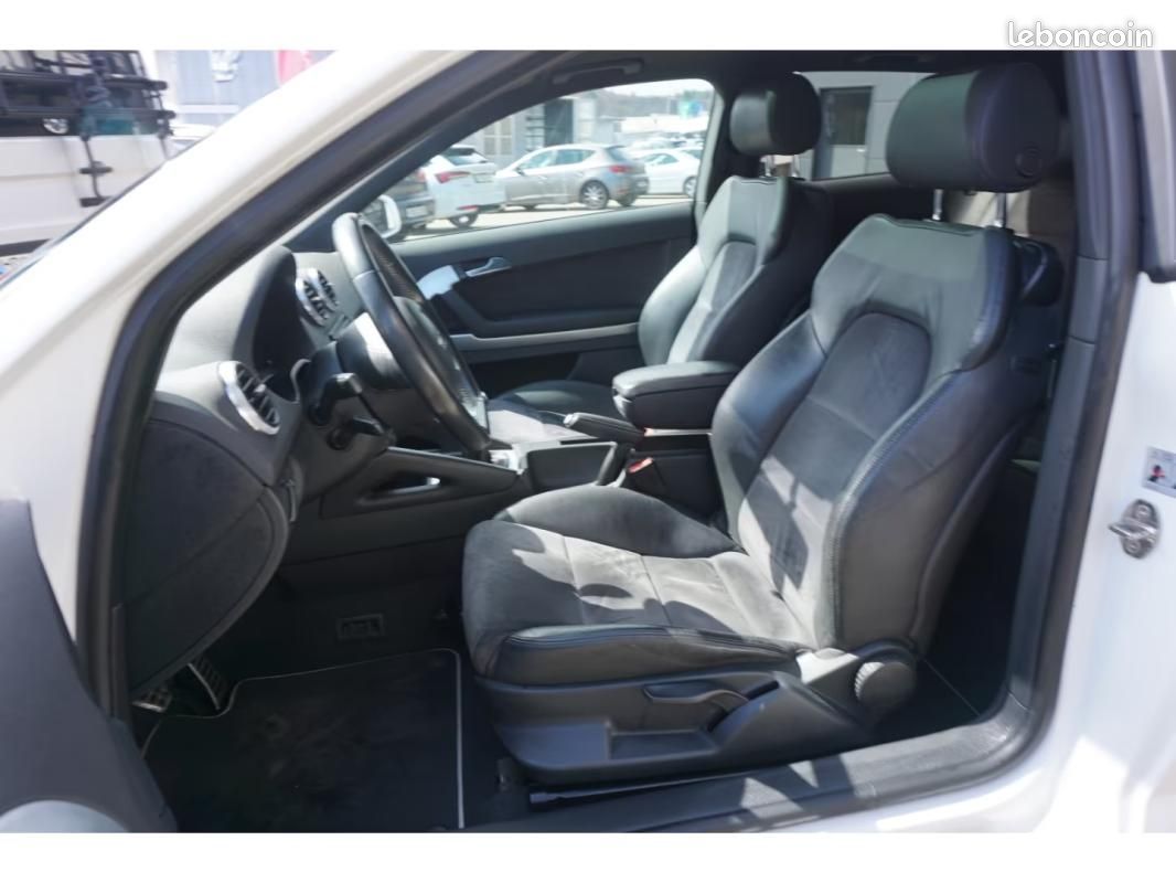 Audi S3 2.0 TFSI QUATTRO XENON 18'' GPS BOSE 265 CH 4X4 BVM - PACK SPORT TOIT OUVRANT VOLANT EN CUIR (image 16)