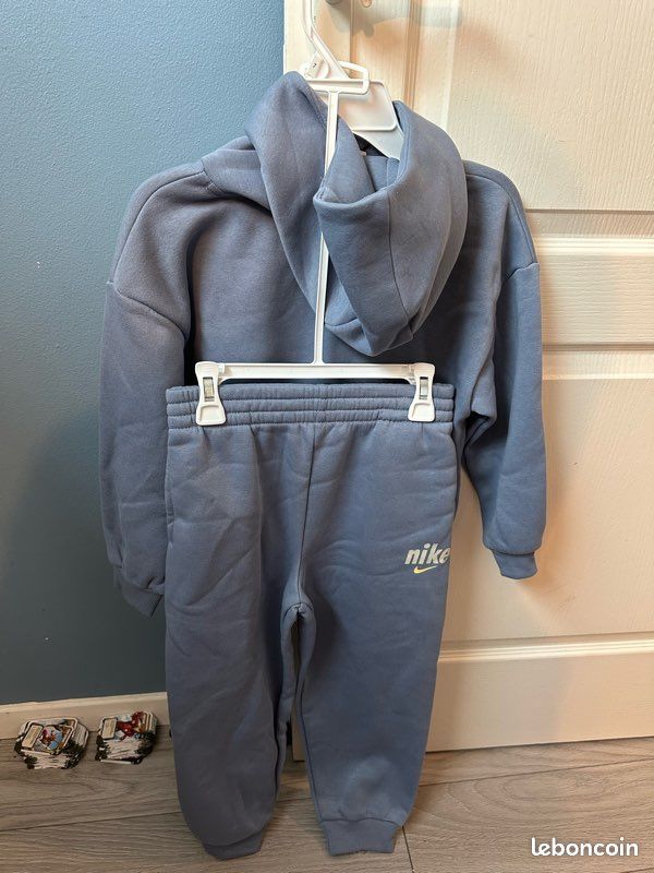 Ensemble Bébé Juicy Couture Neuf Avec étiquettes - Taille 18/24 Mois - Style Tendance Et Confortable
