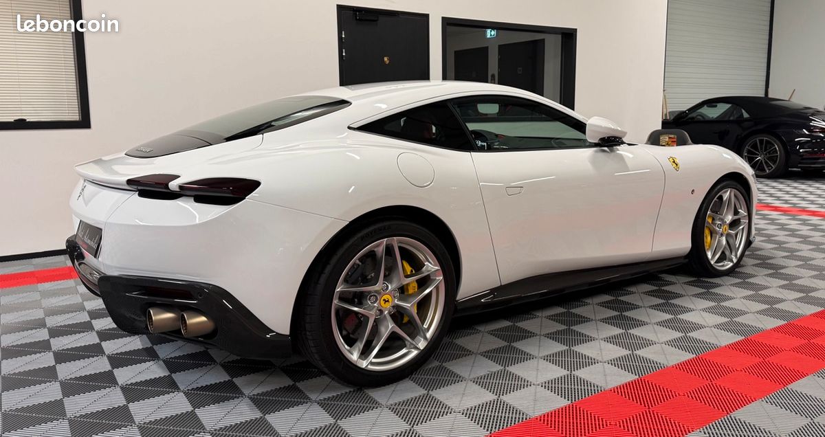 FERRARI Roma Coupé V8 3.9 620ch en état proche du neuf avec 27 options différentes (image 2)